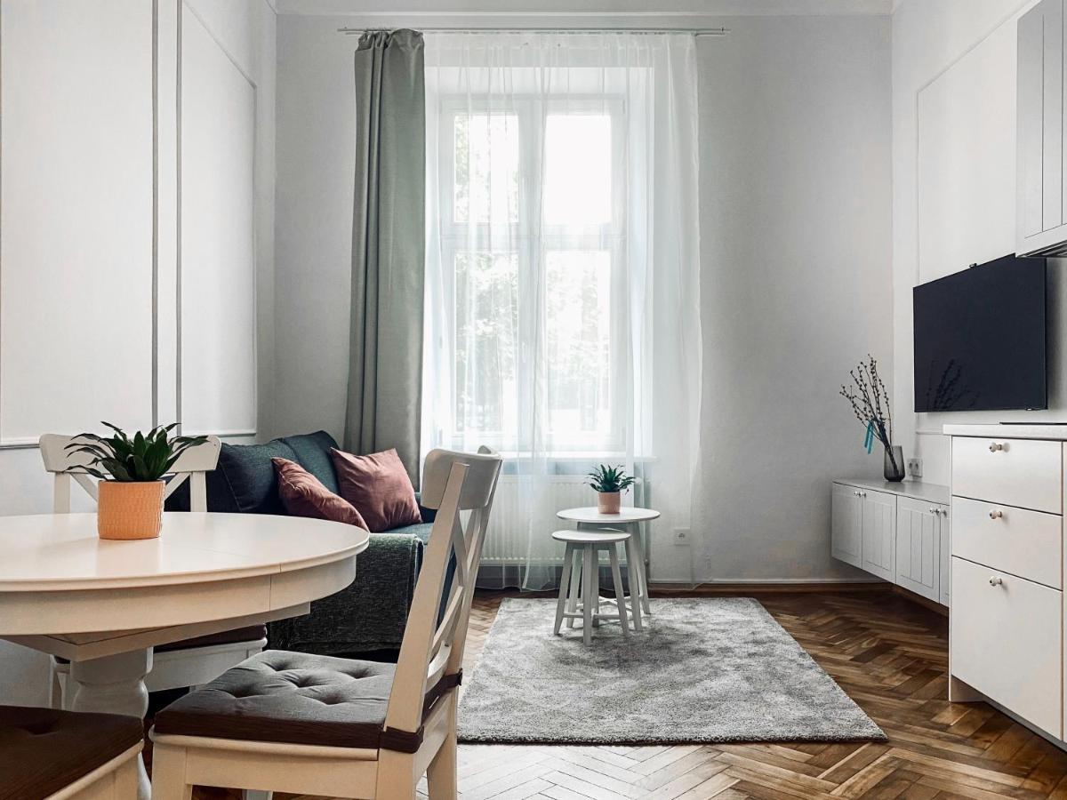 Beautiful Apartment With Two Rooms, Cracow Old Town Krakow Exterior photo
